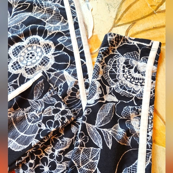 ADIDAS x FARM Rio Florido Black White 2018 Ltd Ed Lace Webs Track Leggings XS - Picture 10 of 14